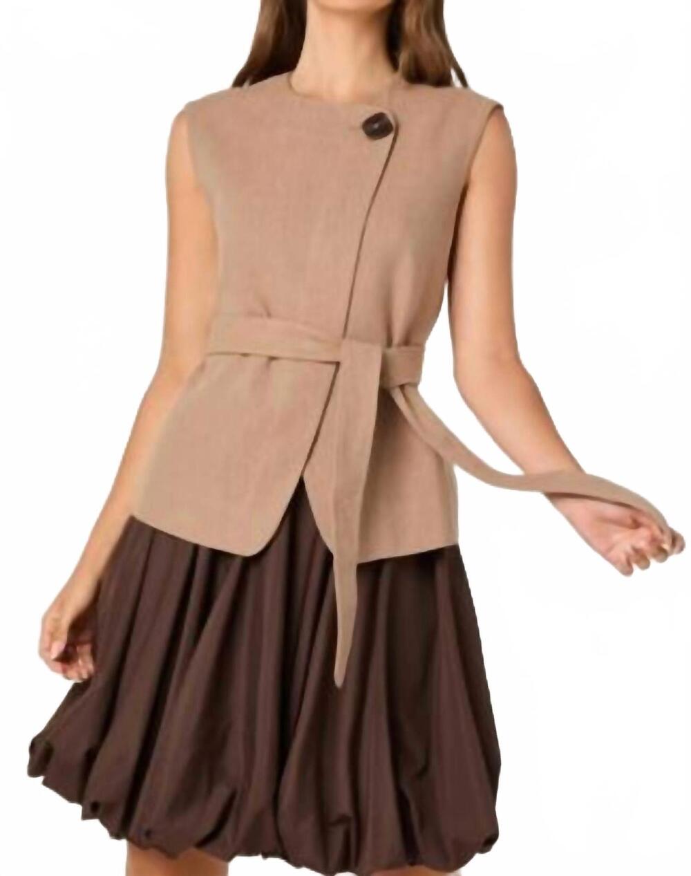 NEW ASTR darrien belted asymmetric vest in beige - Picture 4 of 7